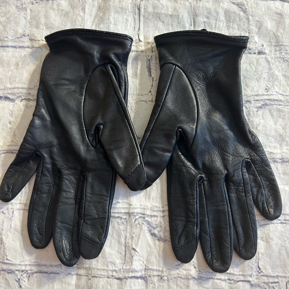CHARTER CLUB GENUINE LEATHER BLACK GLOVES SNAP WRIST OPEN CLOSURE FITS XS/S